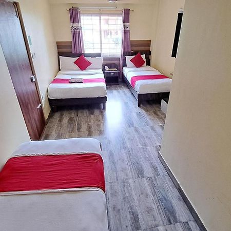 Hotel Elite Pokhara Ngoại thất bức ảnh