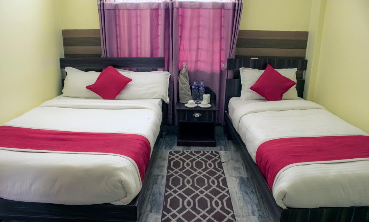 Hotel Elite Pokhara Ngoại thất bức ảnh
