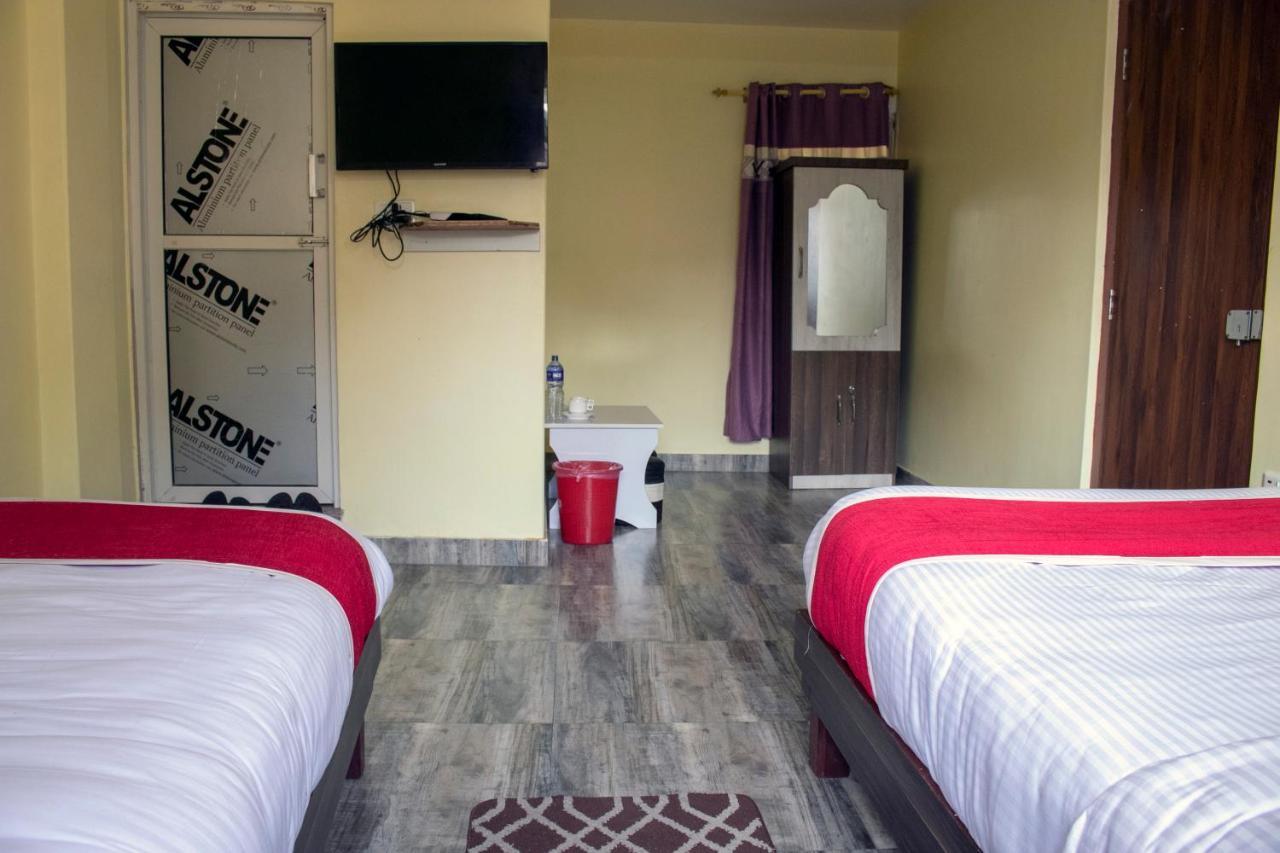Hotel Elite Pokhara Ngoại thất bức ảnh