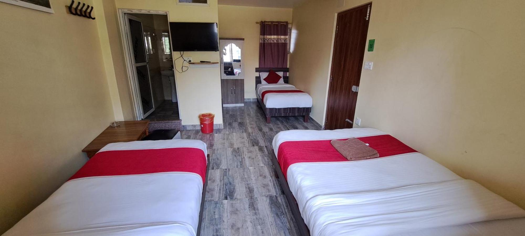 Hotel Elite Pokhara Ngoại thất bức ảnh